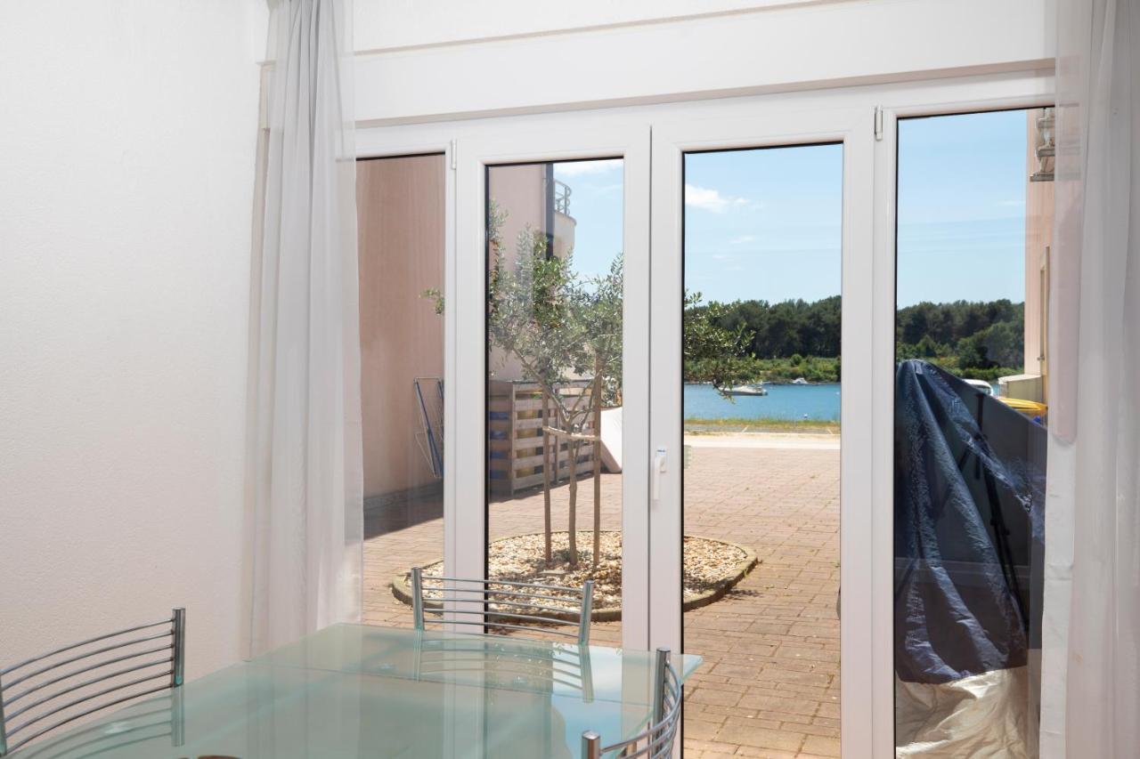 Medulin Burle Sea View Apartment Esterno foto