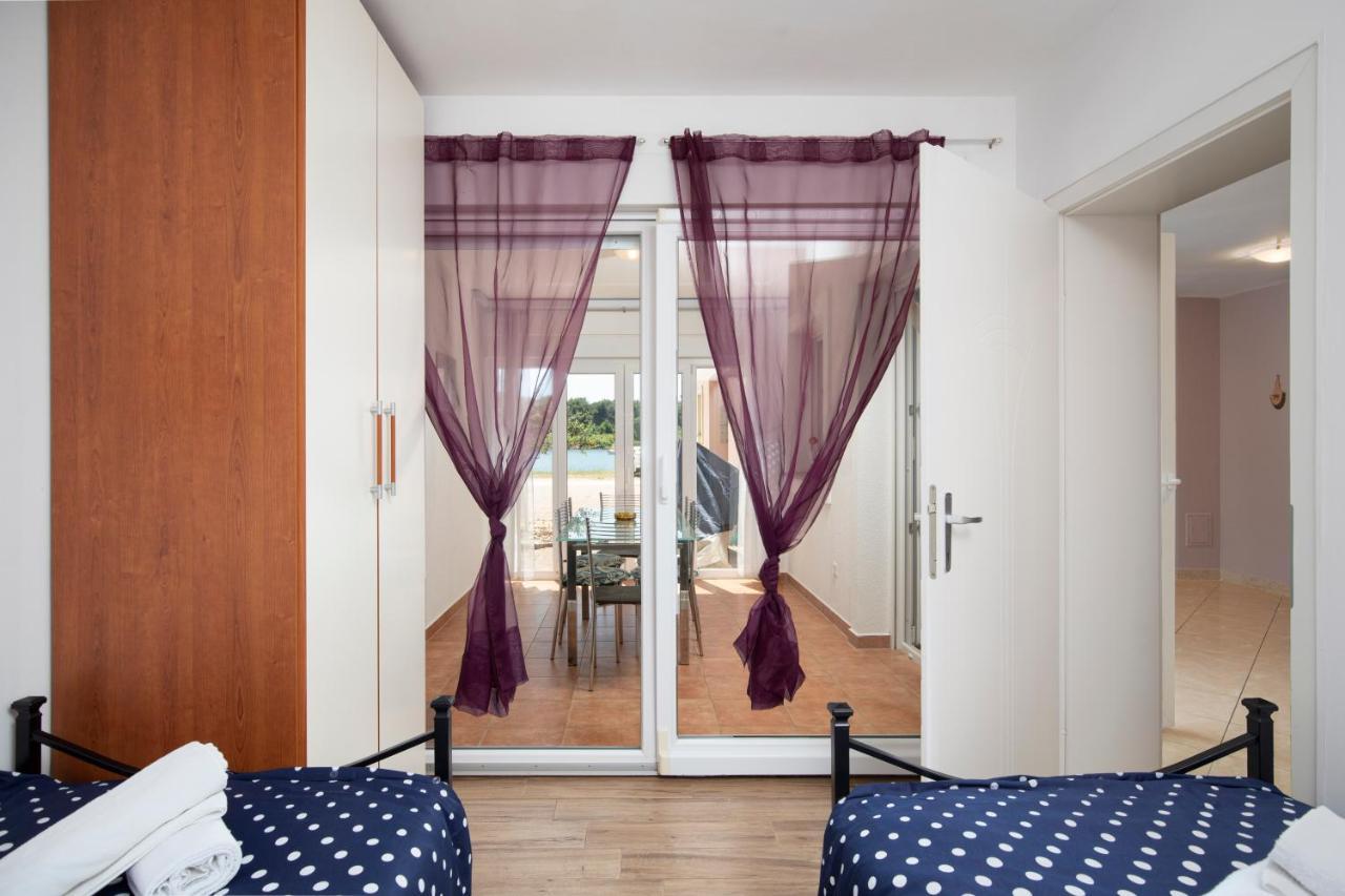 Medulin Burle Sea View Apartment Esterno foto