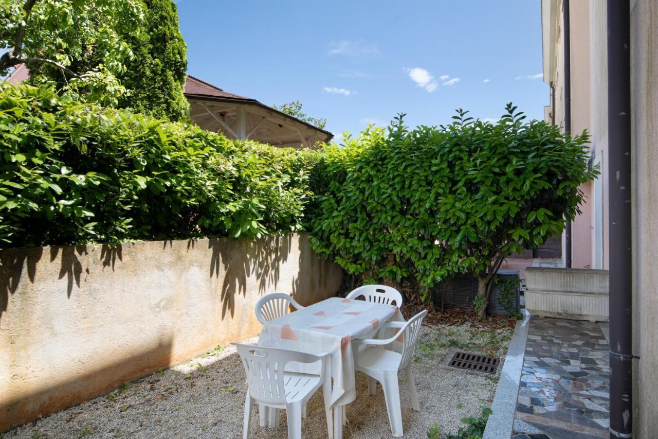 Medulin Burle Sea View Apartment Esterno foto